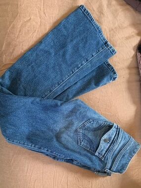 Boot cut jeans
